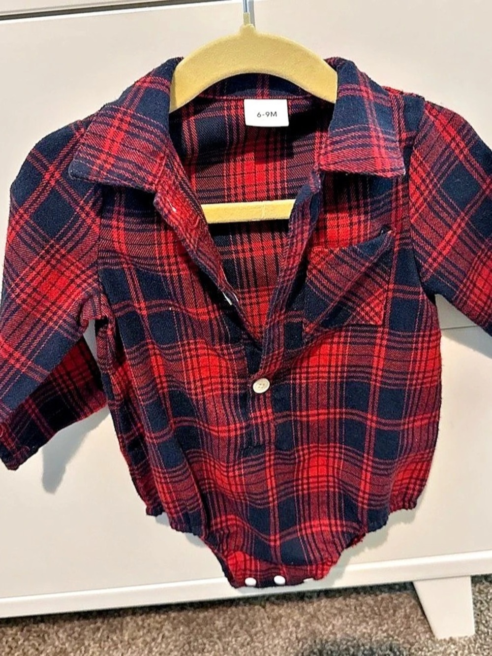 Baby Plaid Bodysuit Red & Black 6-9M Like New